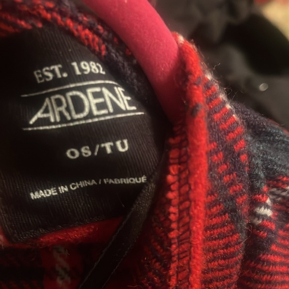 Ardene plaid blanket wrap - Picture 2 of 4